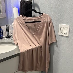 SKIMS Women's Short Sleeve V-Neck Tee in Soft Pink